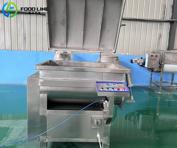 automatic vacuum filling mixer