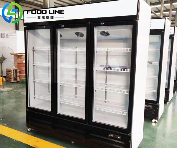 3 door upright cooler exhibition case