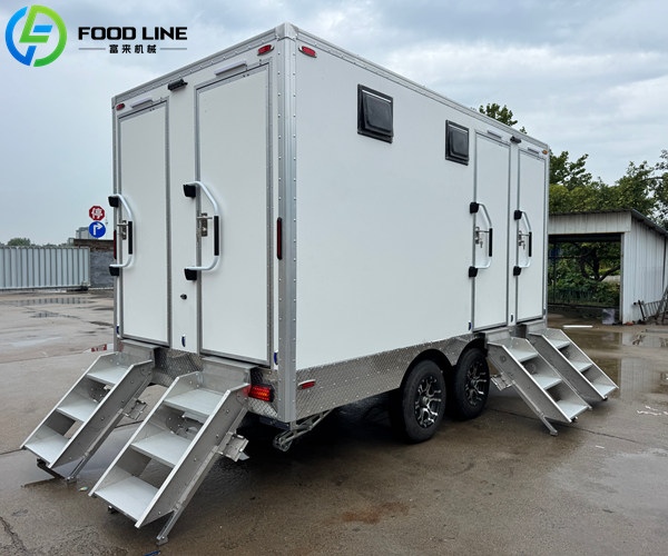 mobile restroom trailer with 4 stalls
