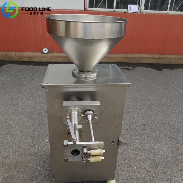 automatic sausage filler for portioning and twisting