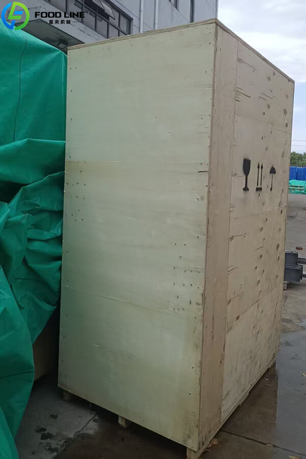 rotary bakery oven packed in wooden crate